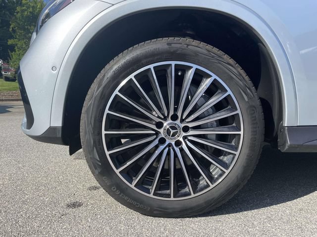 Used 2024 Mercedes-Benz GLC 300 4MATIC image 9