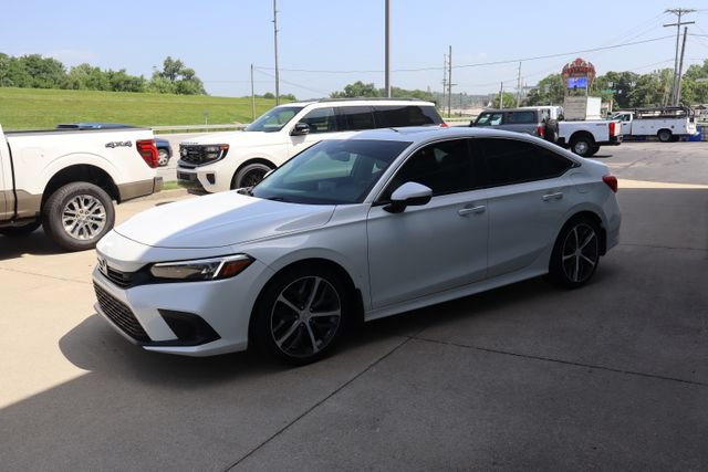 Used 2023 Honda Civic Touring image 5