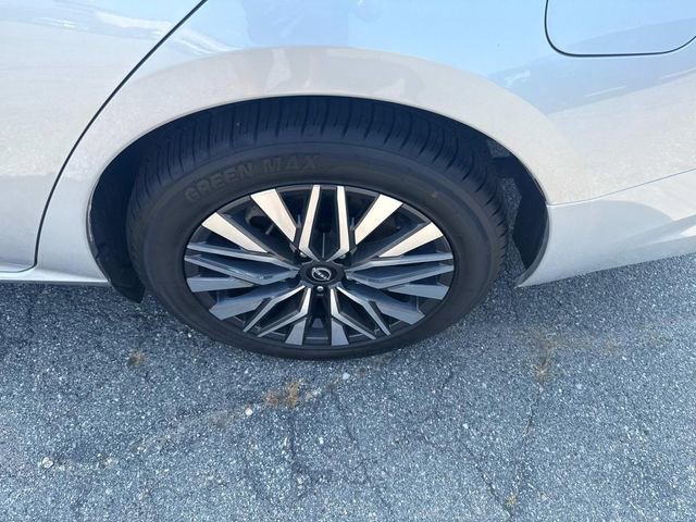 Used 2023 Nissan Altima 2.5 SV image 12