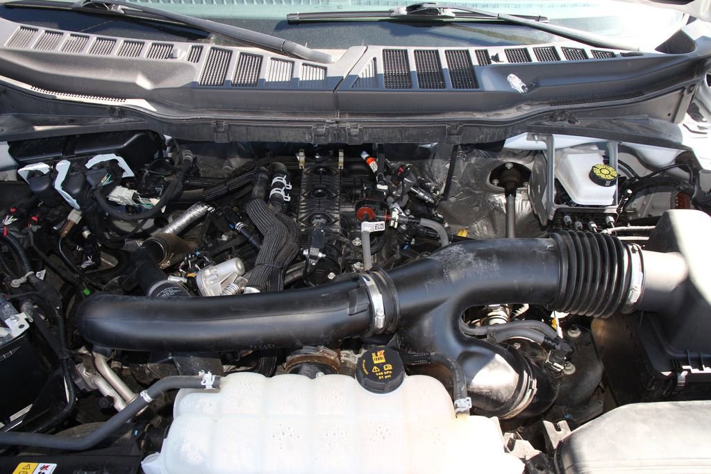 Certified 2025 Ford F150 XLT w/ Equipment Group 301A Standard image 29