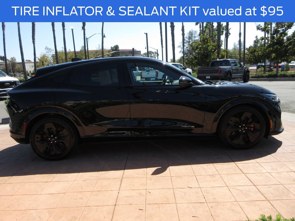 Certified 2025 Ford Mustang Mach-E GT AWD/4WD image 5
