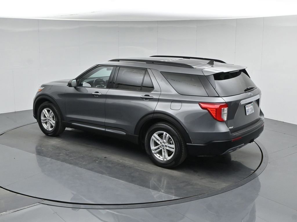 Certified 2021 Ford Explorer XLT image 18