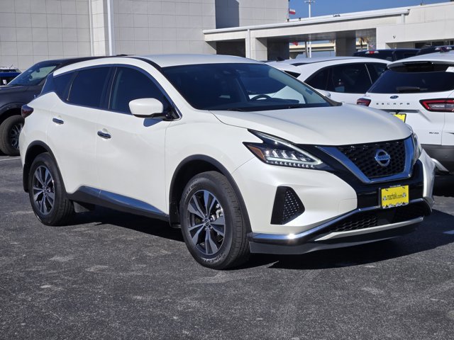 Used 2022 Nissan Murano S image 3