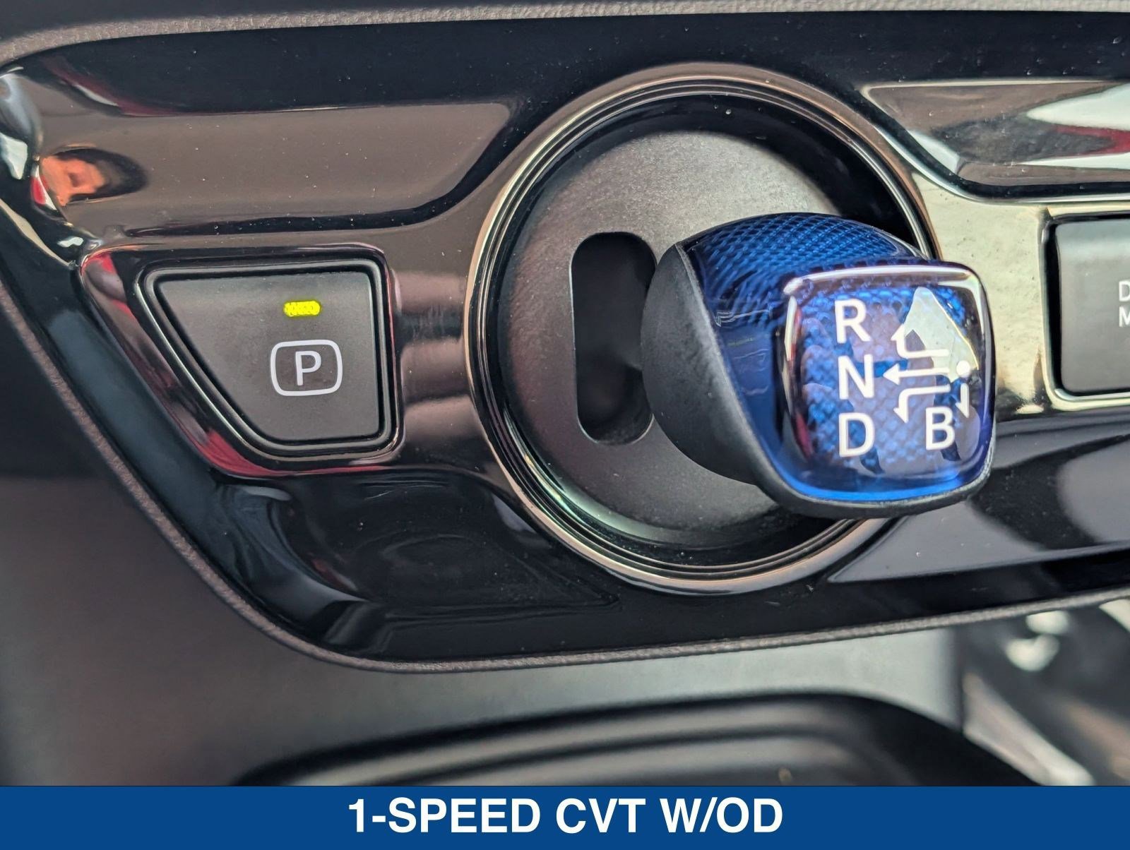 Used 2022 Toyota Prius LE image 31