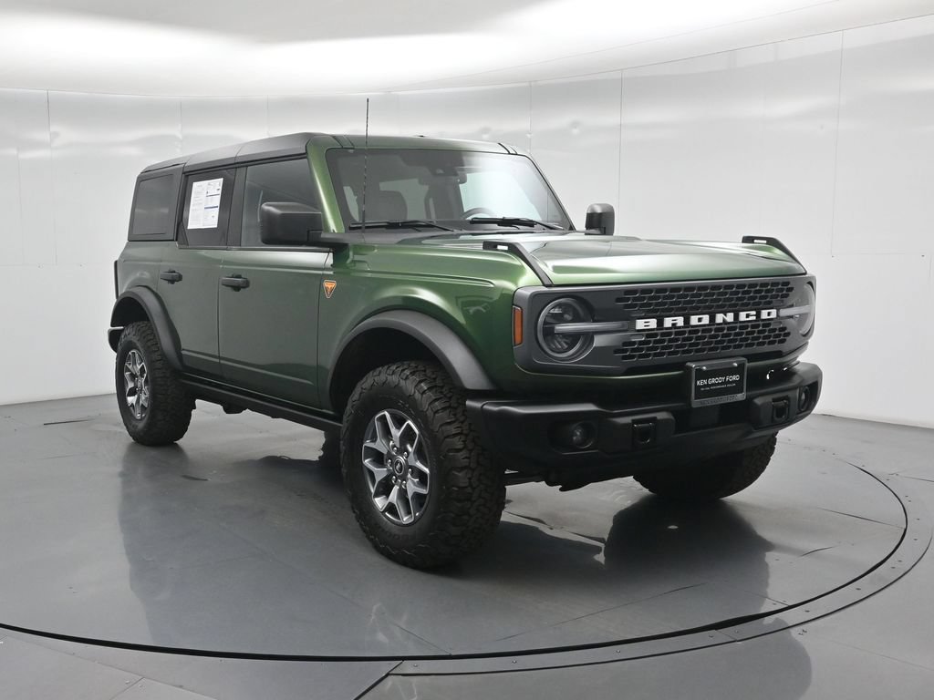 Certified 2025 Ford Bronco Badlands AWD/4WD image 47