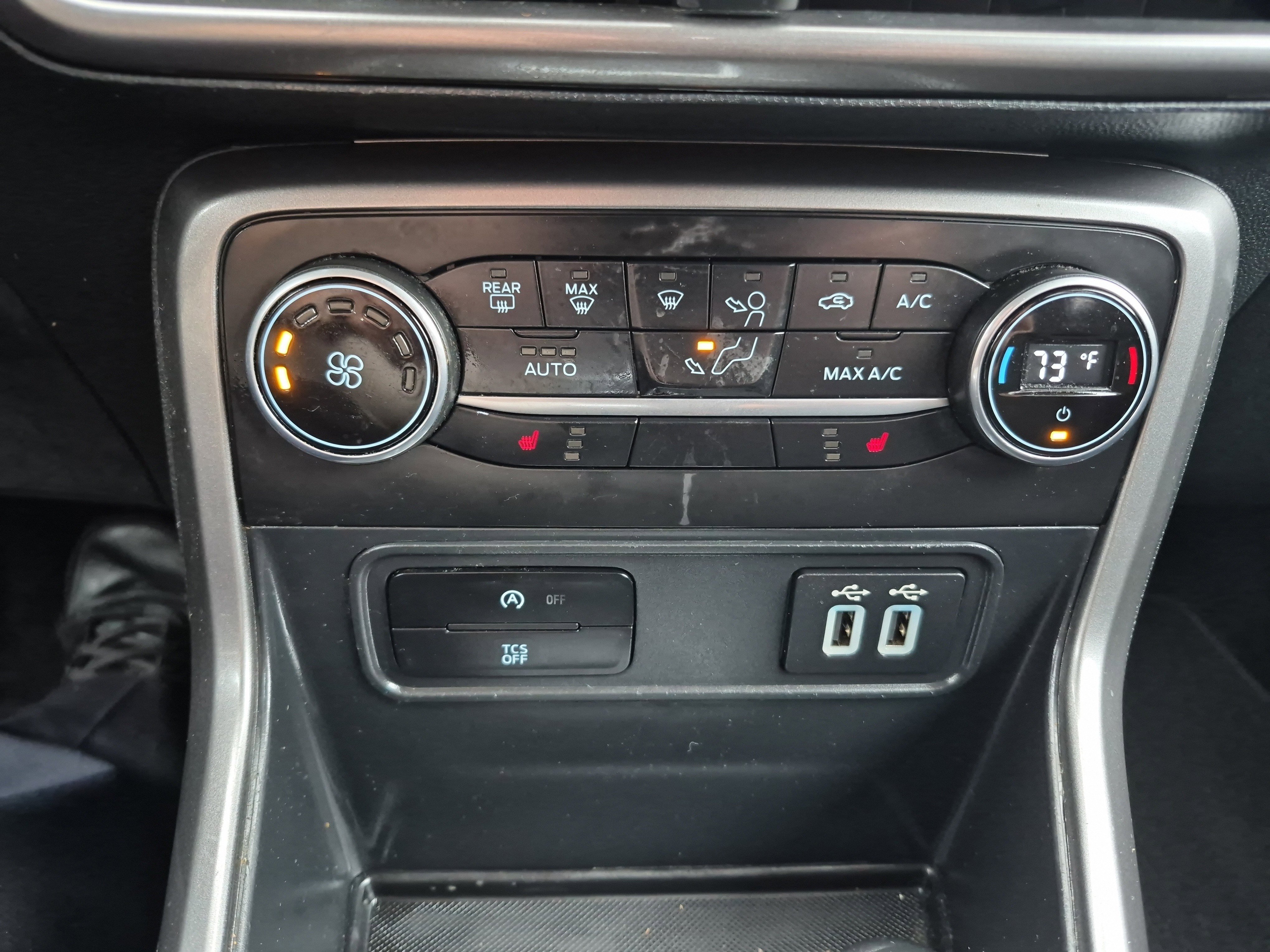 Certified 2021 Ford EcoSport SE image 30