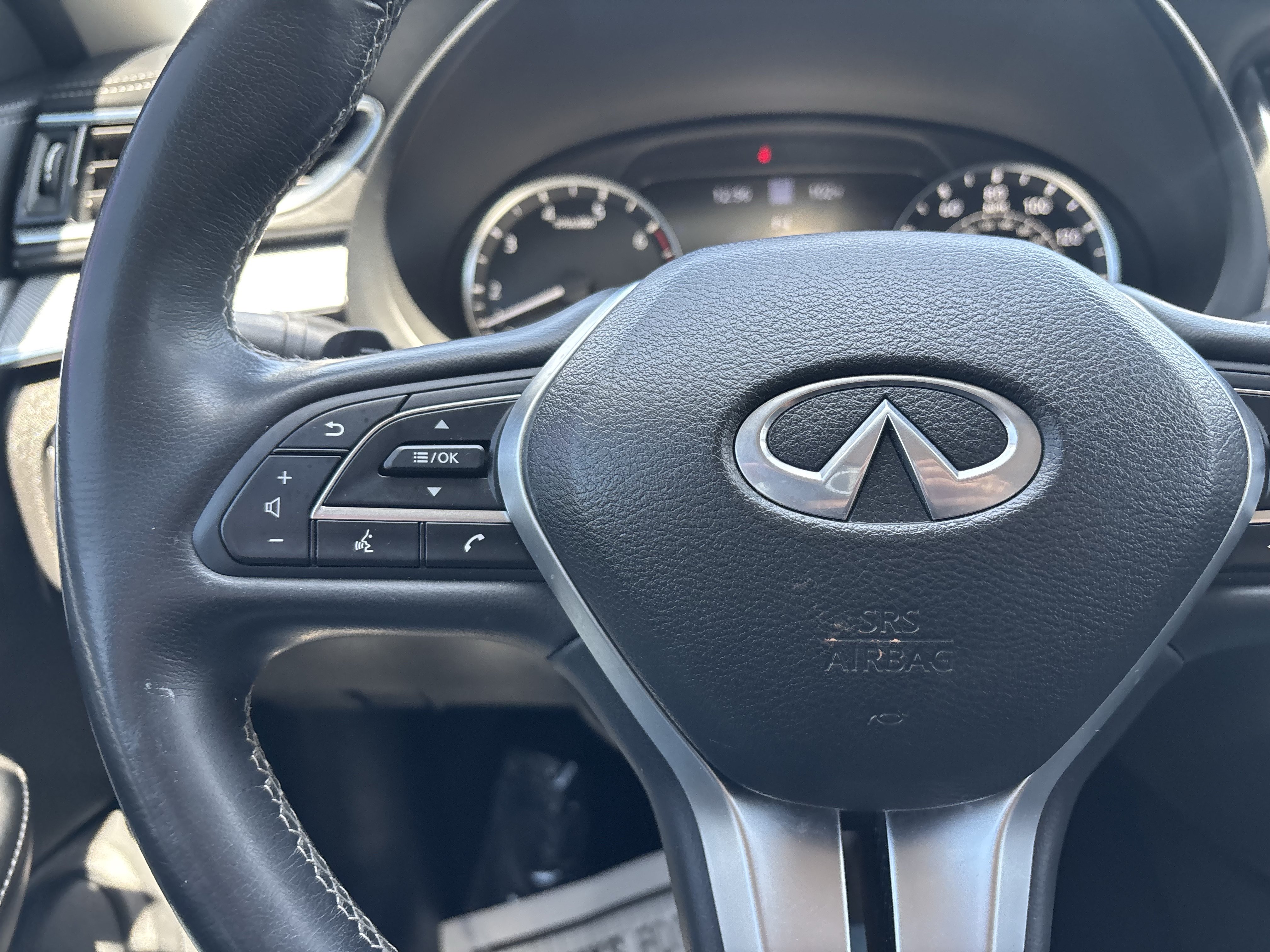 Used 2022 INFINITI QX50 Essential FWD image 30