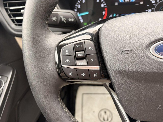 Certified 2022 Ford Escape SEL AWD/4WD image 13