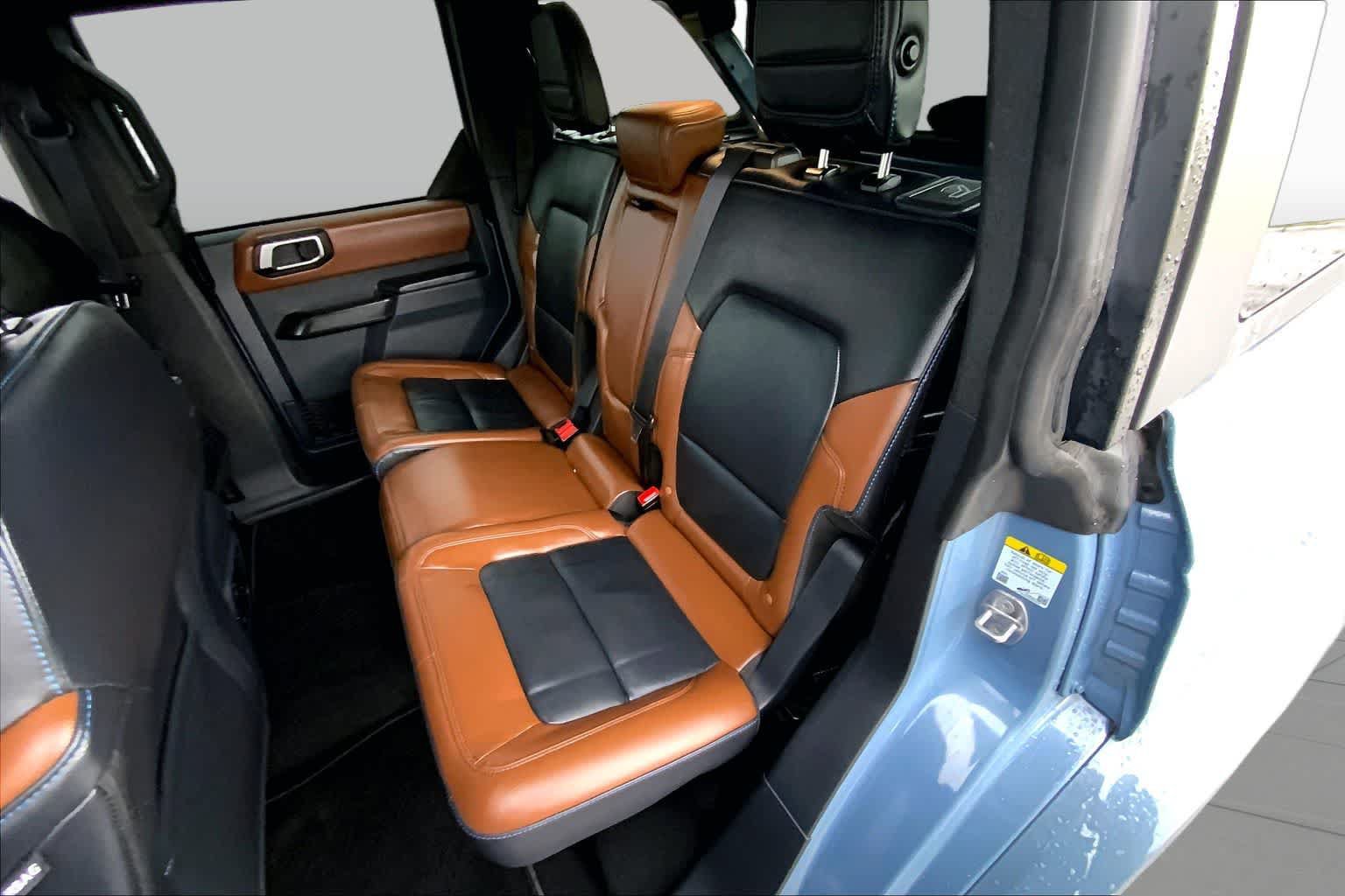 Certified 2024 Ford Bronco Outer Banks AWD/4WD image 19