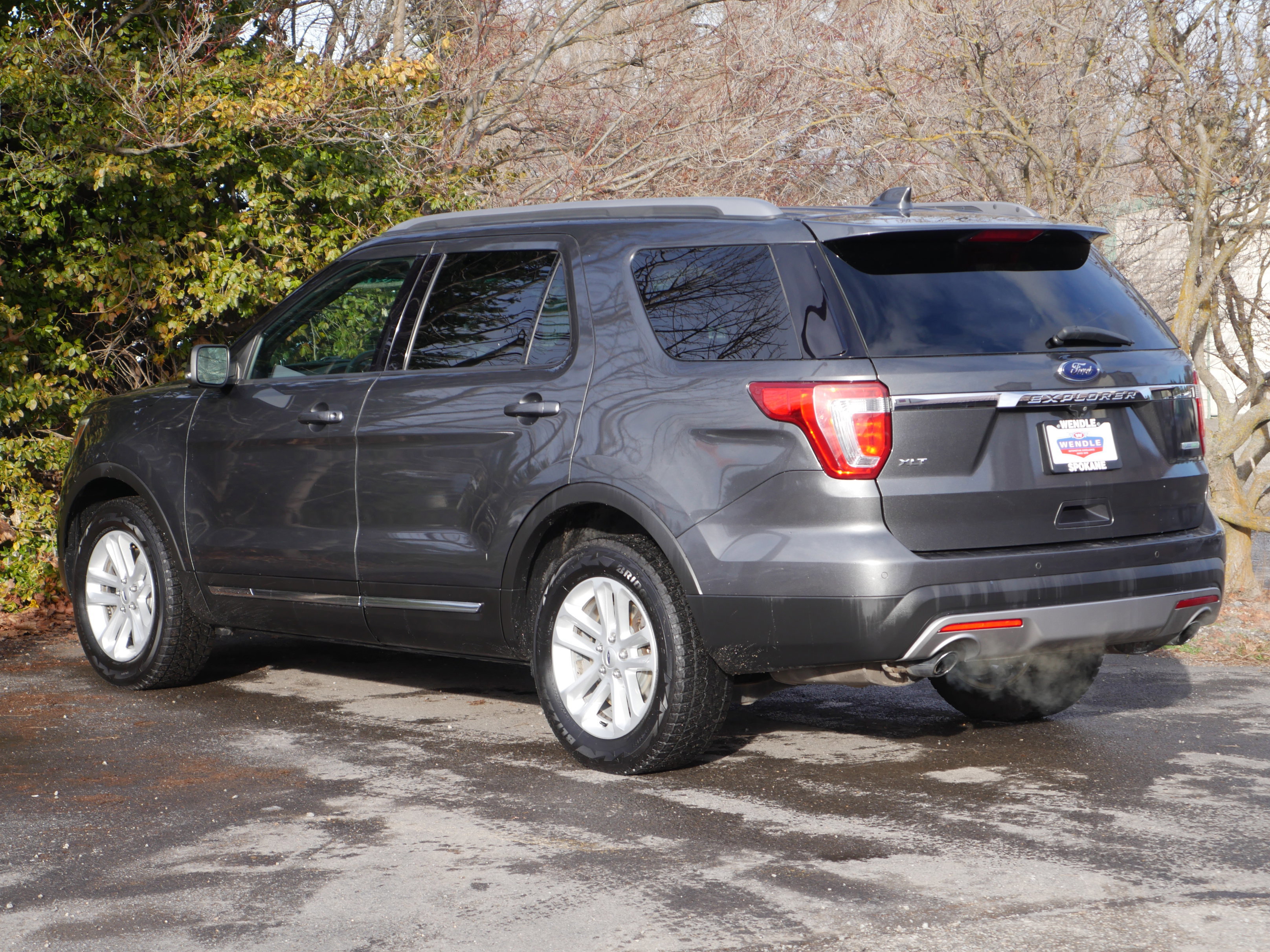 Certified 2017 Ford Explorer XLT w/ Equipment Group 202A image 4