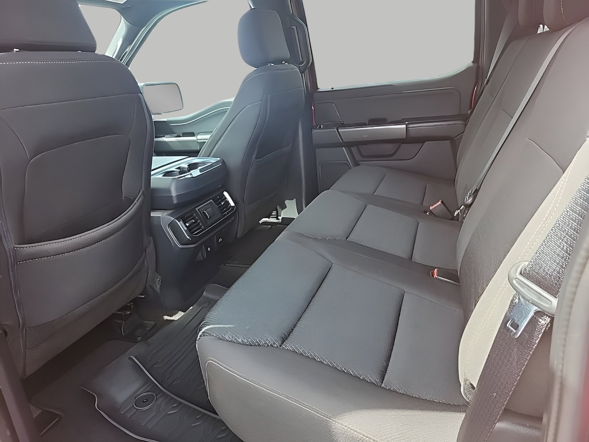 Certified 2022 Ford F150 XLT w/ Equipment Group 302A High image 17