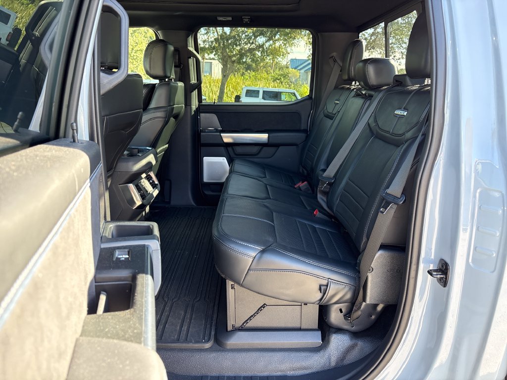 Certified 2025 Ford F350 Platinum w/ Tremor Off-Road Package AWD/4WD image 33