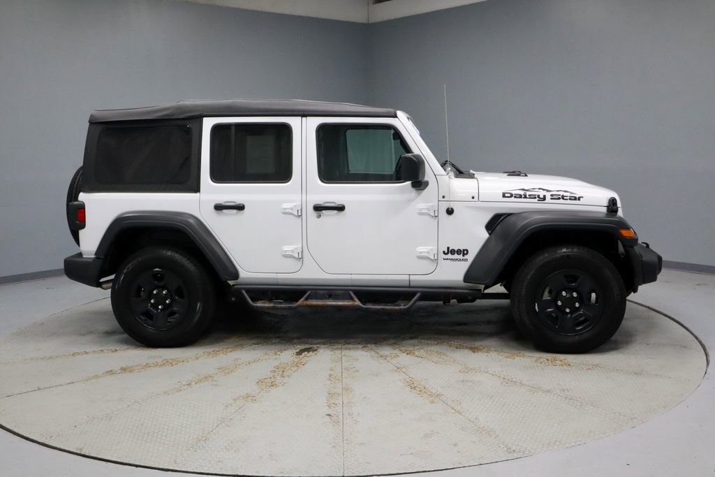 Used 2022 Jeep Wrangler Unlimited Sport AWD/4WD image 12