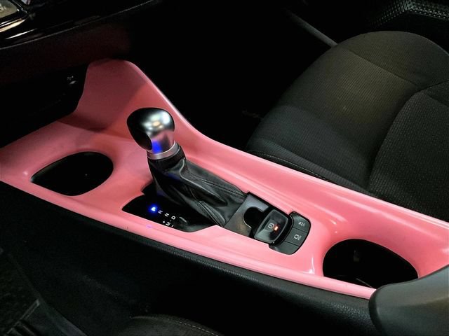 Used 2019 Toyota C-HR XLE FWD image 16