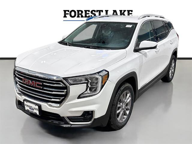 Used 2024 GMC Terrain SLT image 3