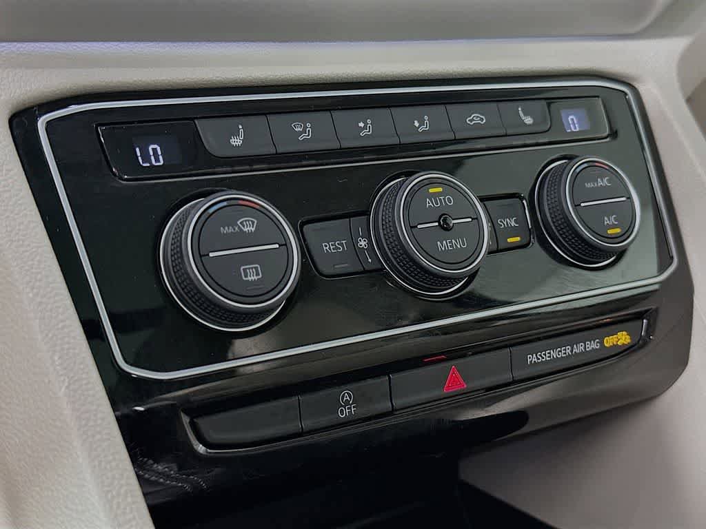 Used 2021 Volkswagen Atlas SEL R-Line FWD image 18
