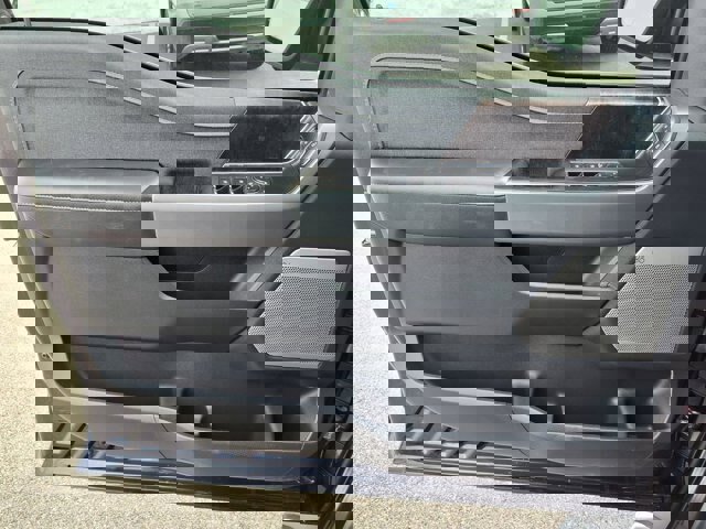 Certified 2021 Ford F150 Lariat w/ Equipment Group 502A High image 25