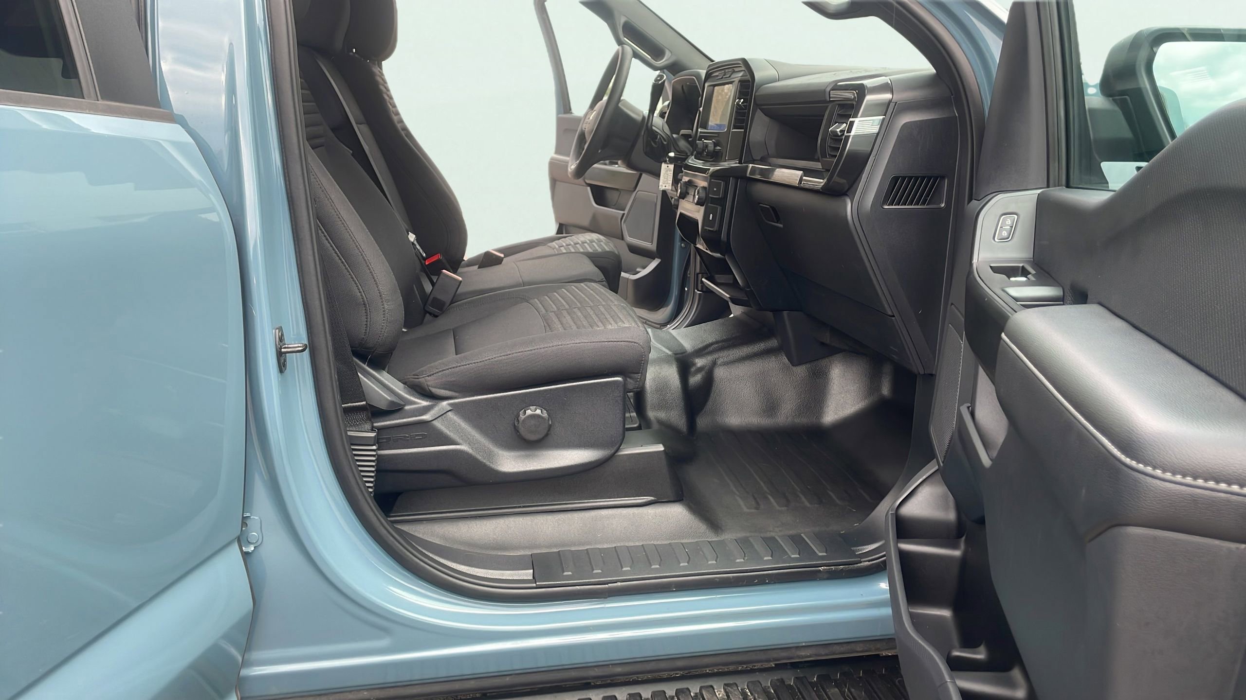 Certified 2023 Ford F150 XL w/ STX Appearance Package AWD/4WD image 17