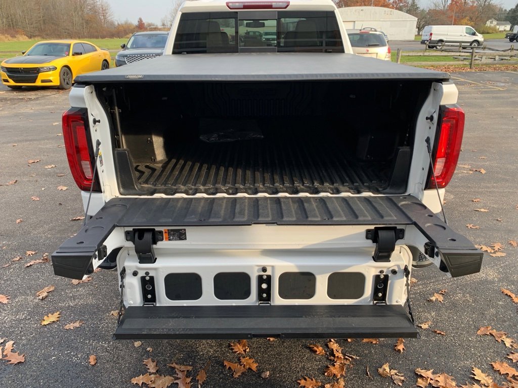 Used 2019 GMC Sierra 1500 SLT w/ SLT Premium Package image 23