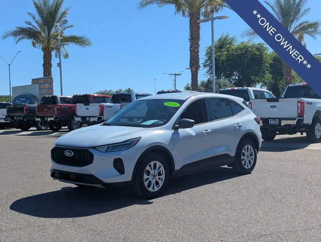 Certified 2025 Ford Escape Active FWD image 3