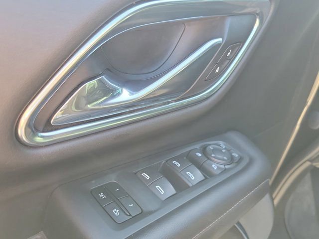 Used 2021 Chevrolet Tahoe LT w/ LT Signature Package image 21