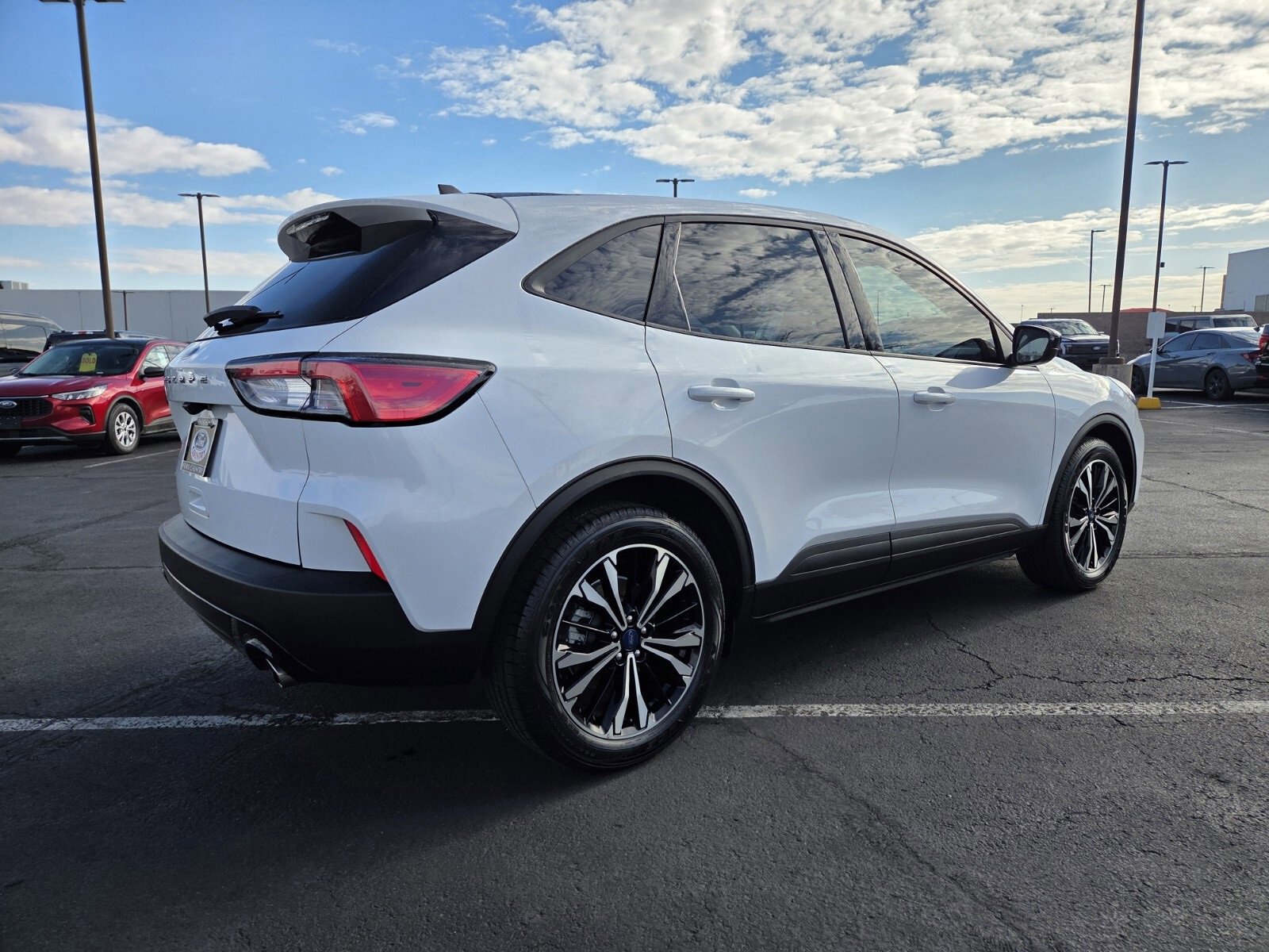 Certified 2022 Ford Escape SE w/ SE Sport Appearance Package image 5