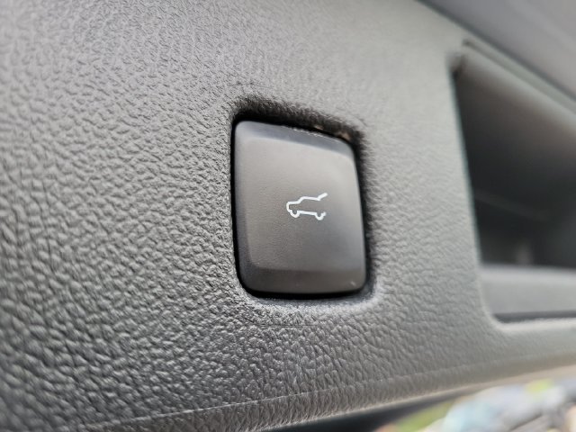 Certified 2023 Ford Escape ST-Line w/ Tech Pack #1 FWD image 33