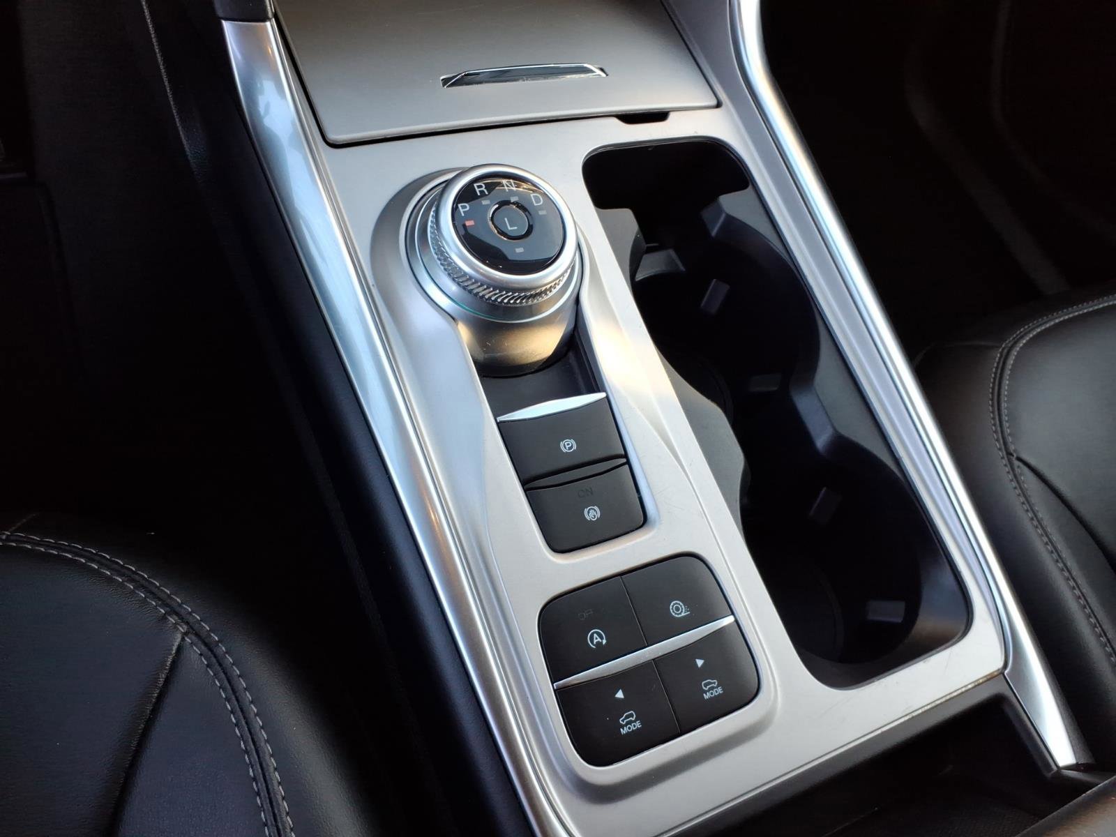 Certified 2024 Ford Explorer XLT w/ Equipment Group 202A image 19