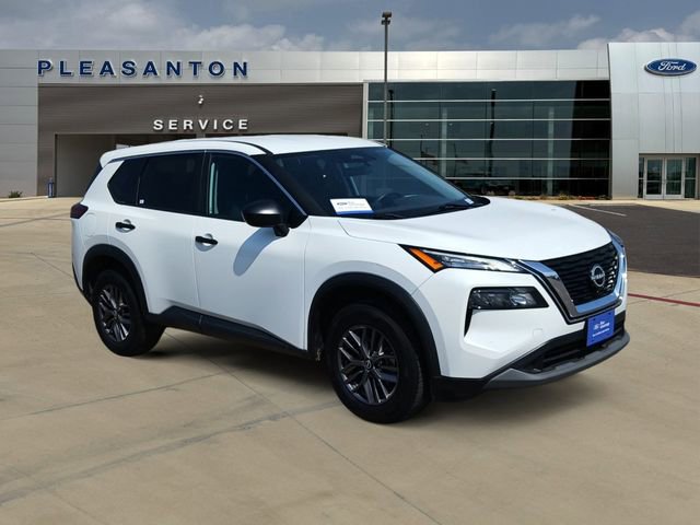 Used 2023 Nissan Rogue S AWD/4WD image 7