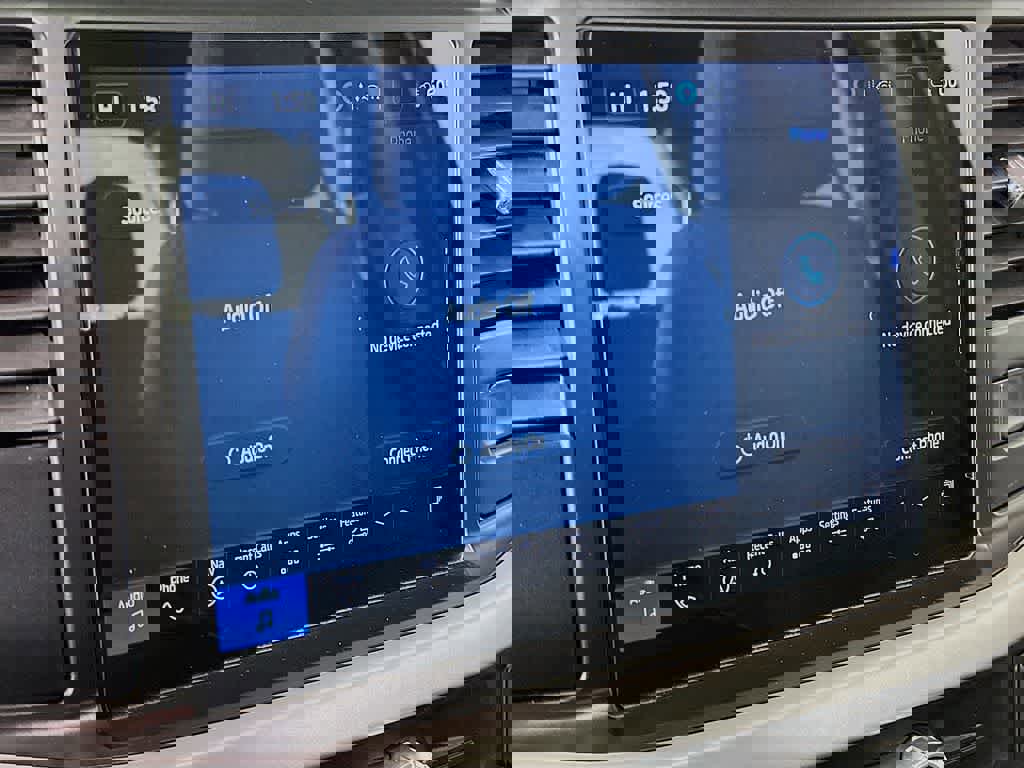 Certified 2023 Ford F150 Lightning XLT image 20