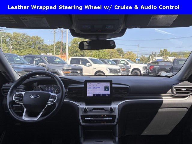 Certified 2022 Ford Explorer XLT image 10