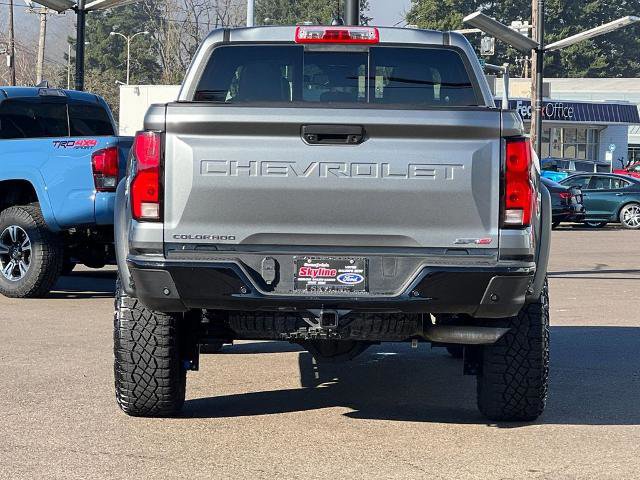 Used 2023 Chevrolet Colorado ZR2 w/ ZR2 Convenience Package III image 4