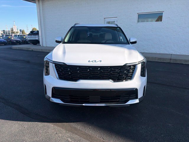 Used 2024 Kia Sorento S FWD image 3