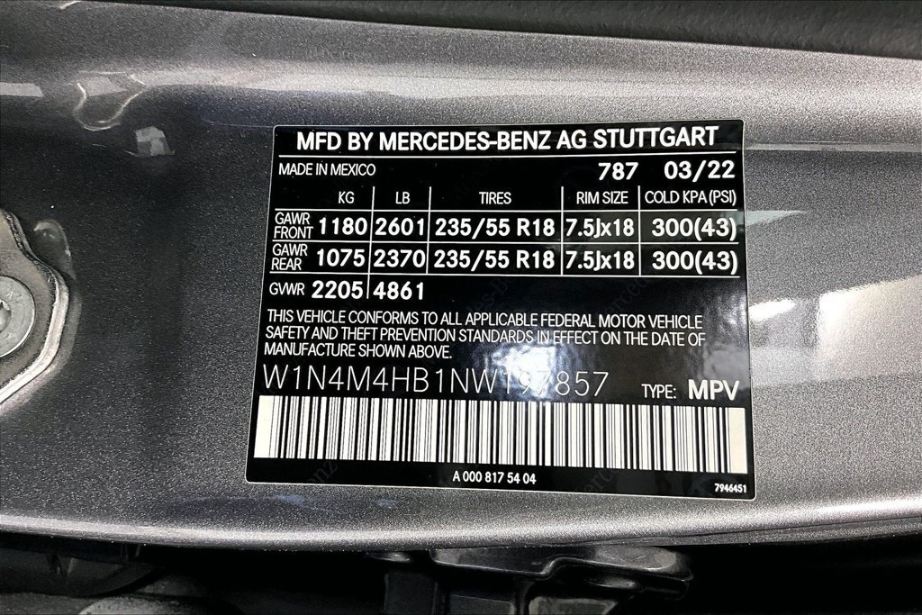 Used 2022 Mercedes-Benz GLB 250 4MATIC w/ Premium Package Lite image 32