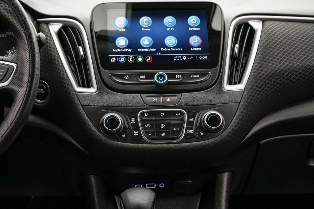 Used 2023 Chevrolet Malibu LT image 15