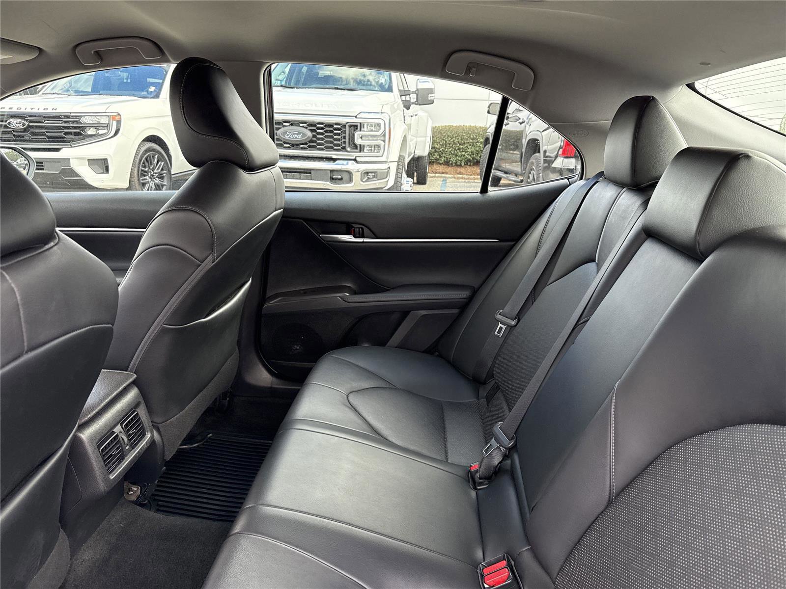 Used 2021 Toyota Camry XSE image 10