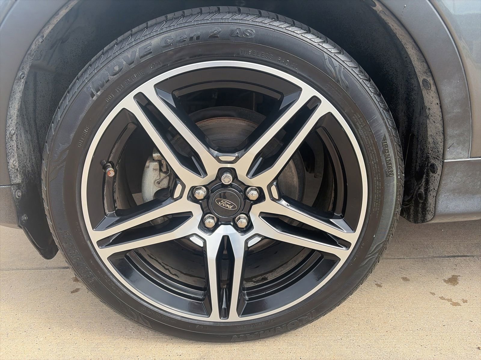 Certified 2019 Ford Escape SEL FWD image 9