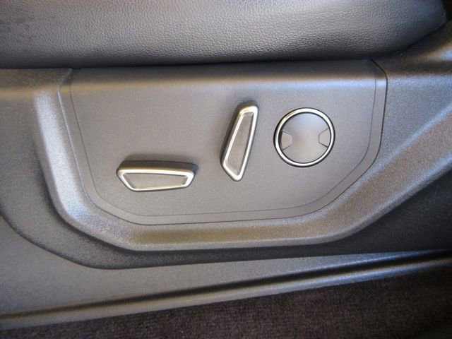 Certified 2017 Ford F150 Raptor w/ Equipment Group 802A Luxury image 12