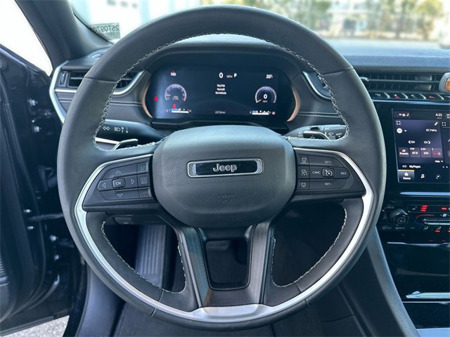 Used 2024 Jeep Grand Cherokee L Altitude image 15