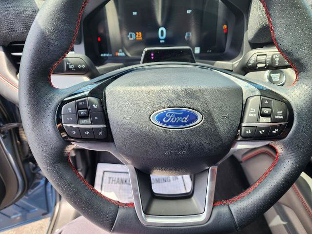 Certified 2025 Ford Explorer ST-Line w/ Premium Package AWD/4WD image 18