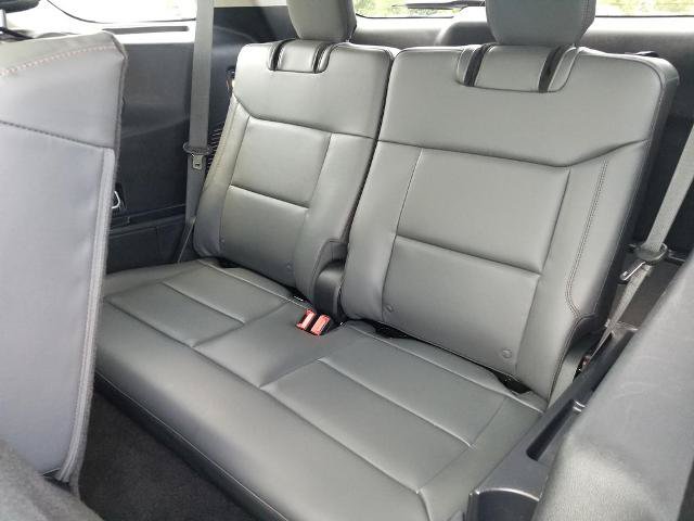 Certified 2025 Ford Explorer Active w/ Active Comfort Package AWD/4WD image 18