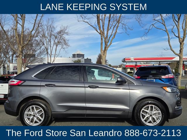 Certified 2024 Ford Edge SEL w/ Convenience Package image 2