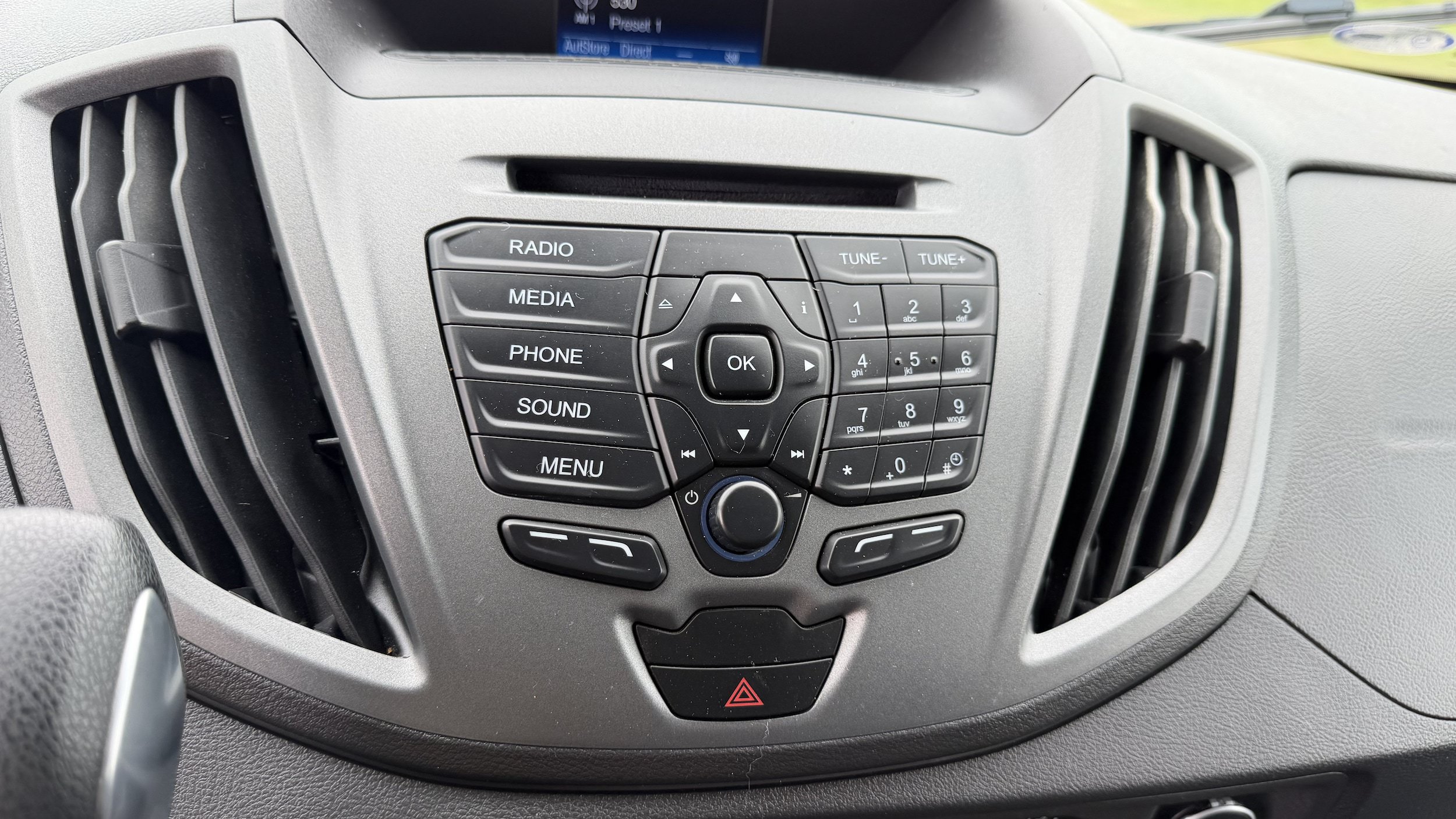 Certified 2018 Ford Transit 150 XL RWD image 33