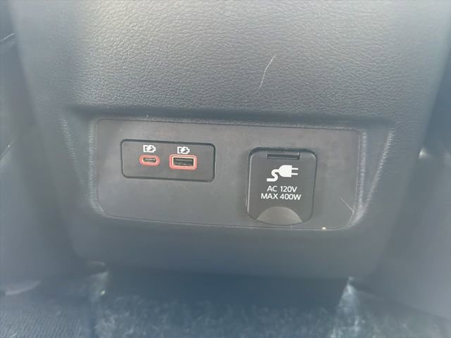 Used 2023 Nissan Frontier PRO-4X w/ Pro-4X Premium Package AWD/4WD image 17