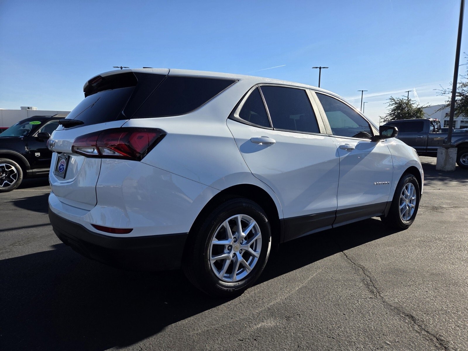 Used 2022 Chevrolet Equinox LS w/ LS Convenience Package image 6