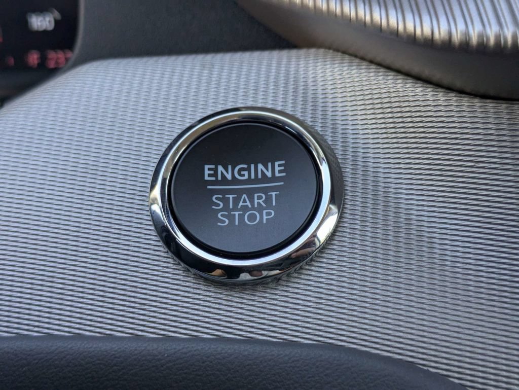 Certified 2026 Ford Explorer Active RWD image 29