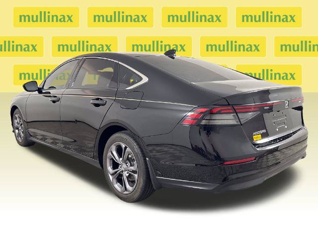 Used 2023 Honda Accord EX image 11
