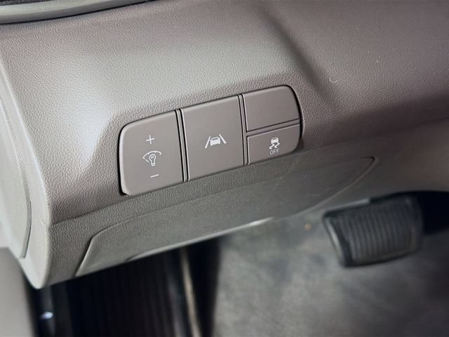 Used 2021 Hyundai Elantra SEL w/ Convenience Package FWD image 12