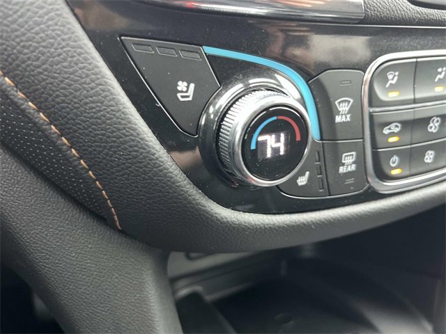 Used 2024 Chevrolet Equinox Premier image 38