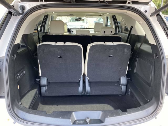 Certified 2019 Ford Explorer Limited w/ Limited Luxury Package AWD/4WD image 19